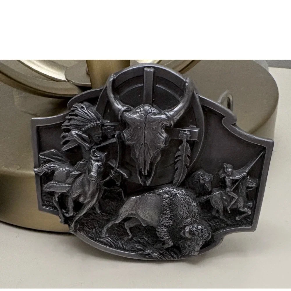 Vintage Siskiyou Belt Buckle Western Buffalo Eagle Native Spirit Made USA - Picture 2 of 4